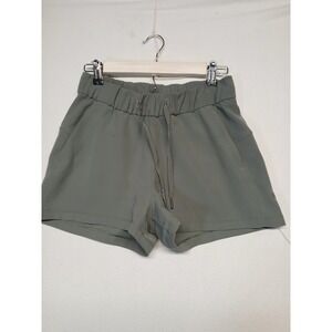 Lululemon On The Fly Mid-Rise Short 2.5" Womens Size 4 Athletic Casual